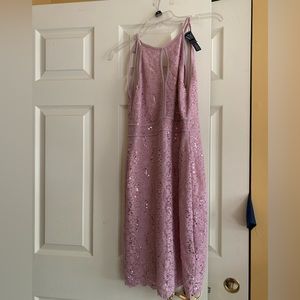 Beautiful pink cocktail dress by Nightway Size 4